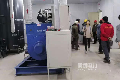 广西顶博发电机组制造为什么有蓝烟